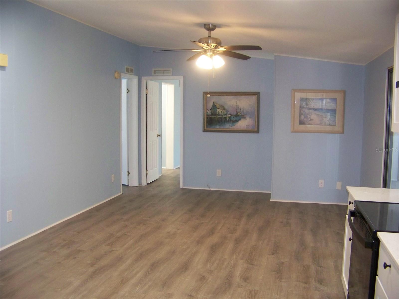 Image 23 of 60 For 15550 Burnt Store Road 101