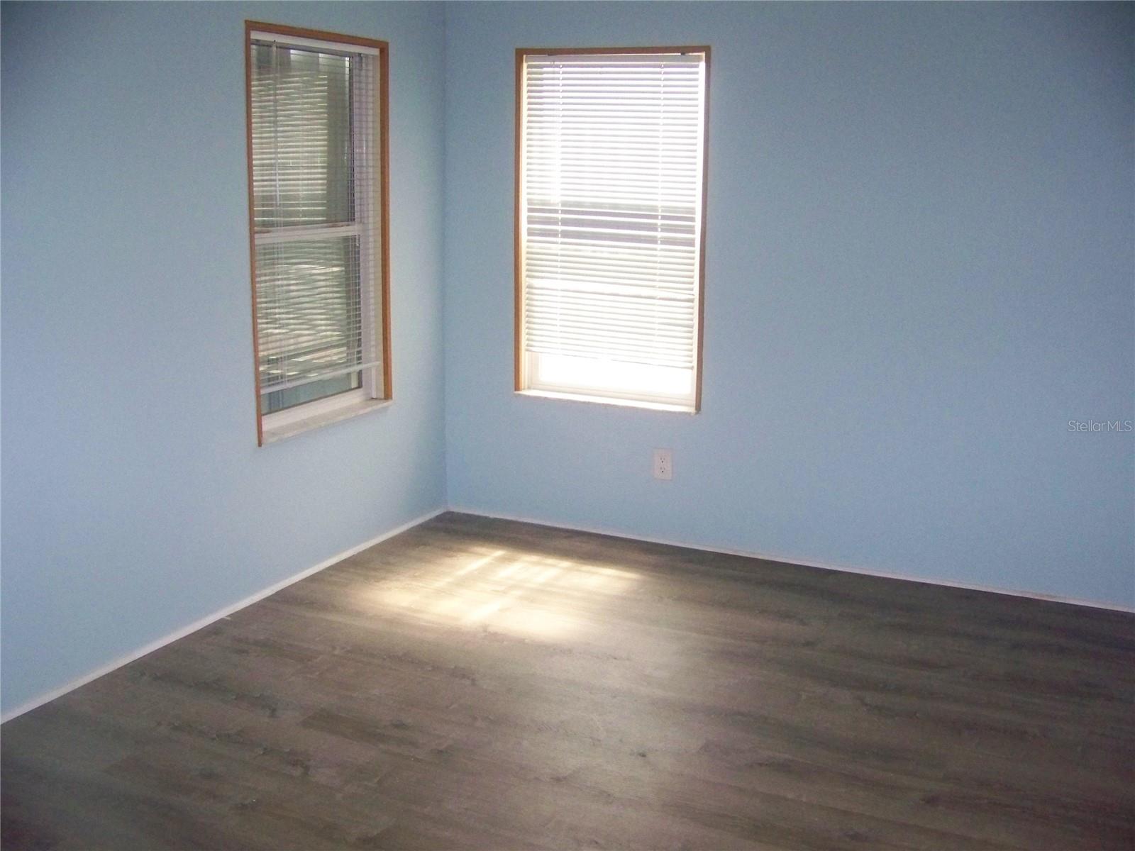 Image 30 of 60 For 15550 Burnt Store Road 101