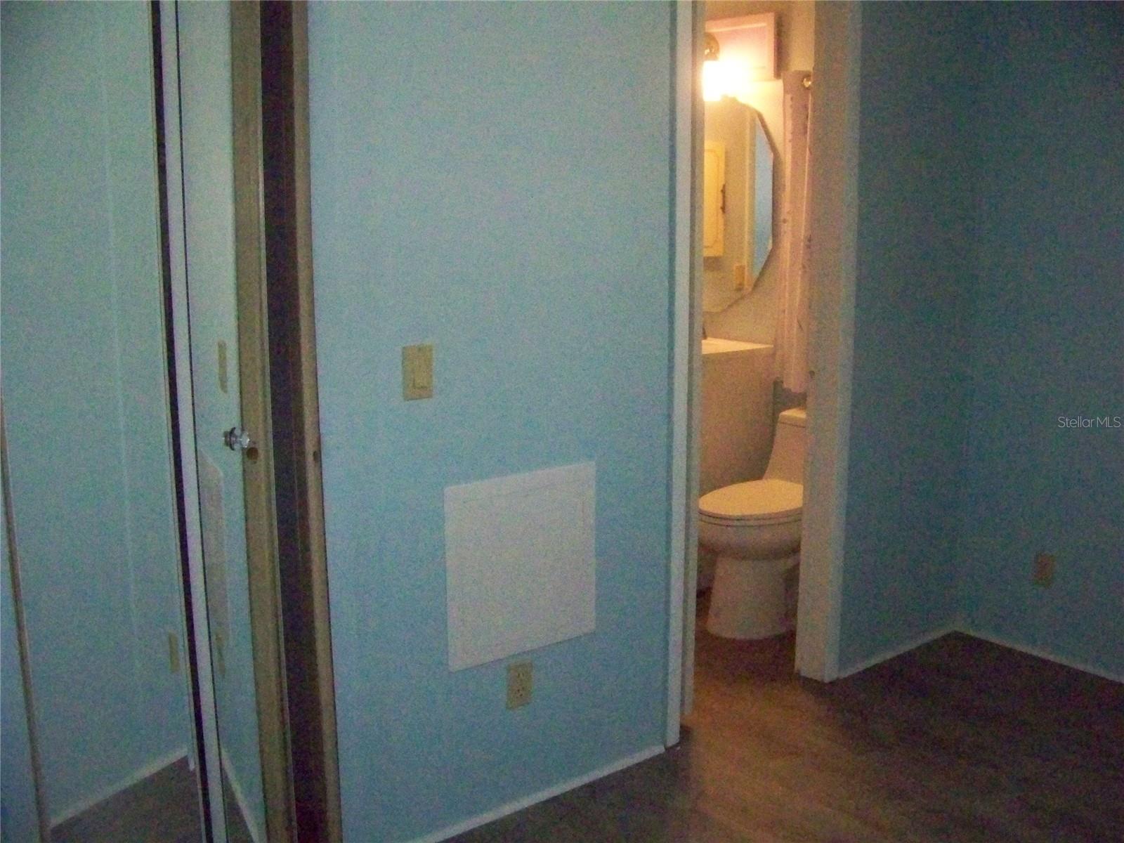 Image 40 of 60 For 15550 Burnt Store Road 101