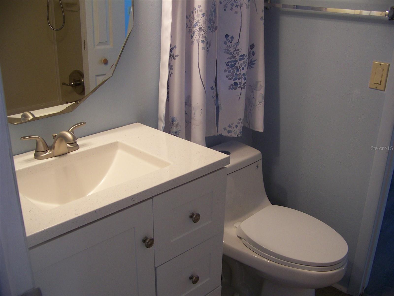 Image 43 of 60 For 15550 Burnt Store Road 101