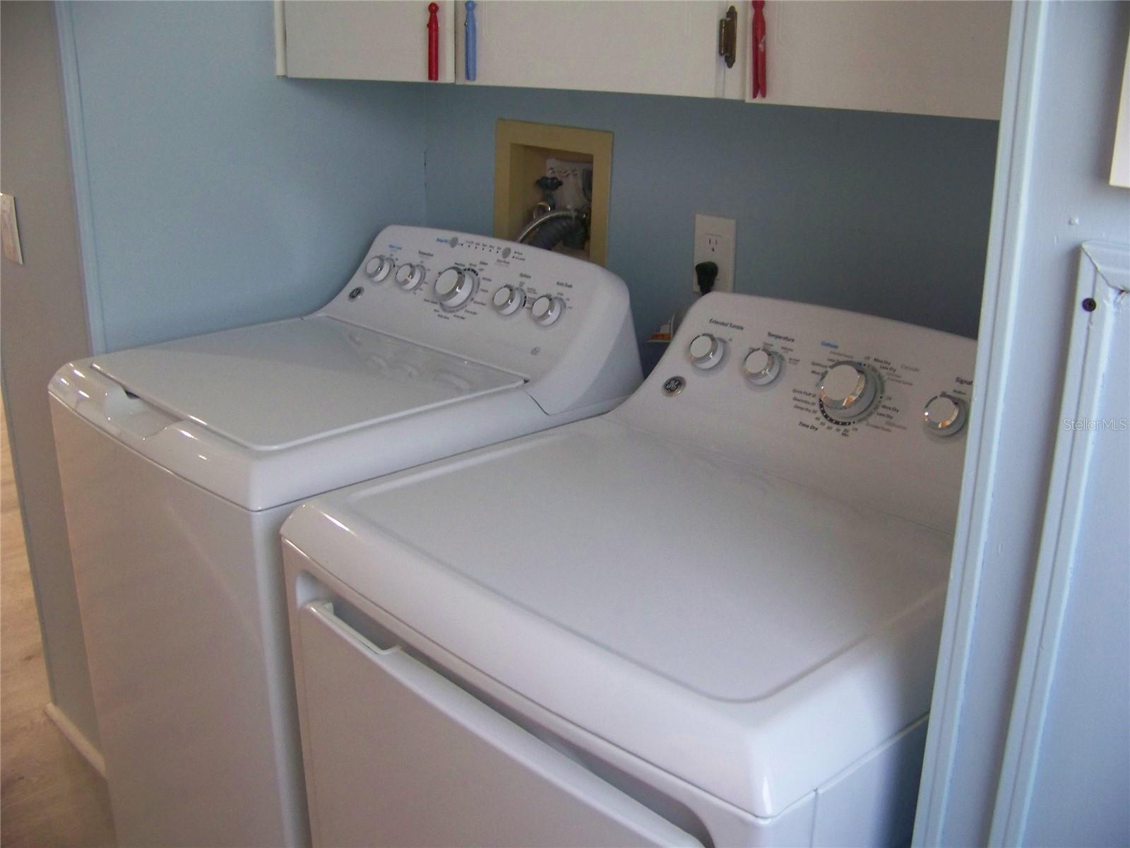 Image 46 of 60 For 15550 Burnt Store Road 101