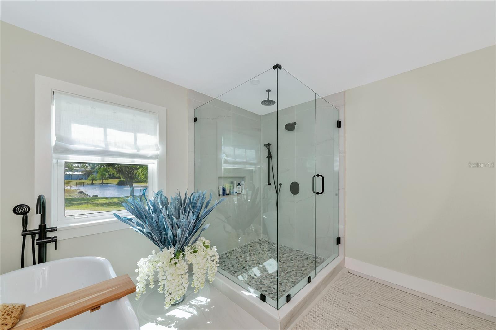 Image 25 of 83 For 1208 Oak Hammock Road