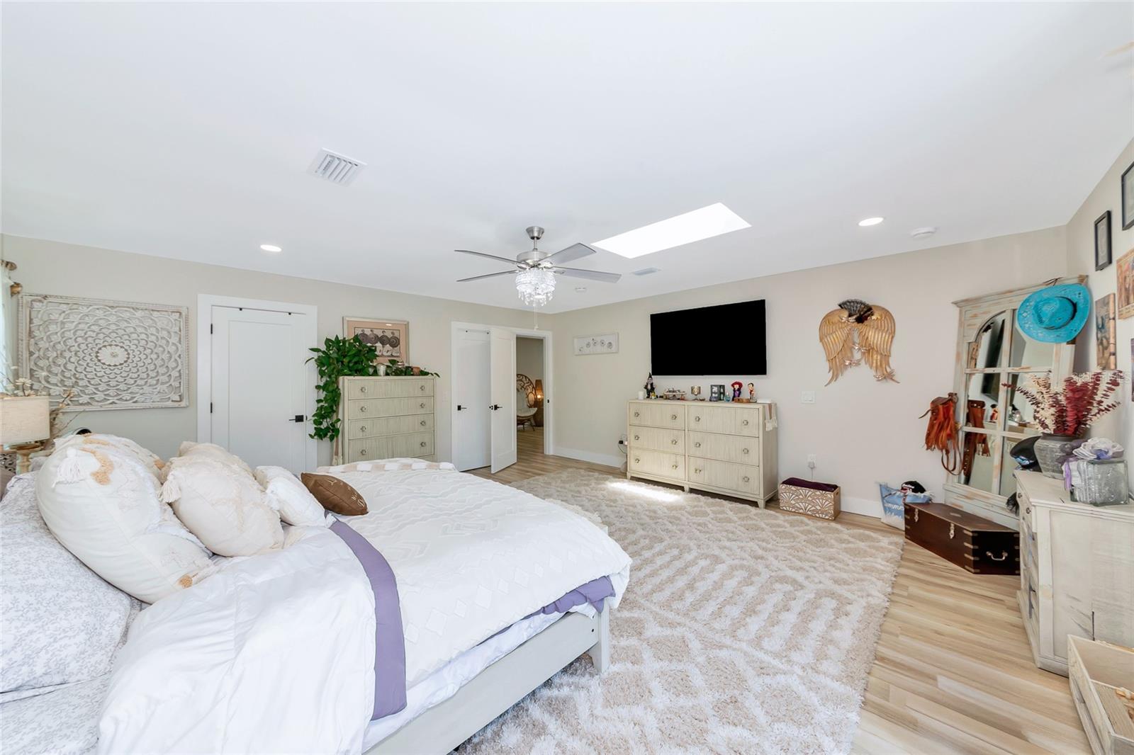 Image 45 of 83 For 1208 Oak Hammock Road