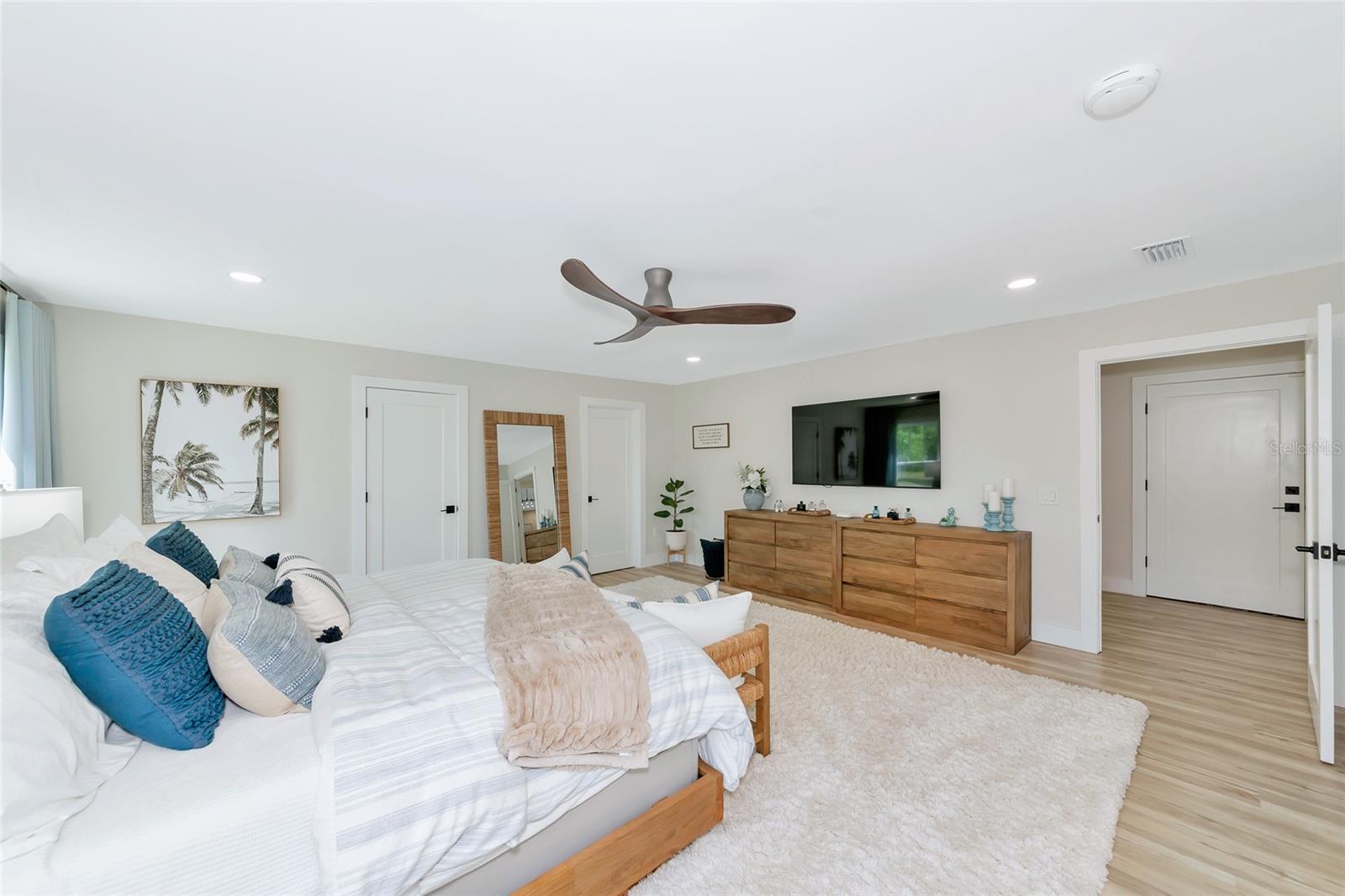 Image 52 of 83 For 1208 Oak Hammock Road