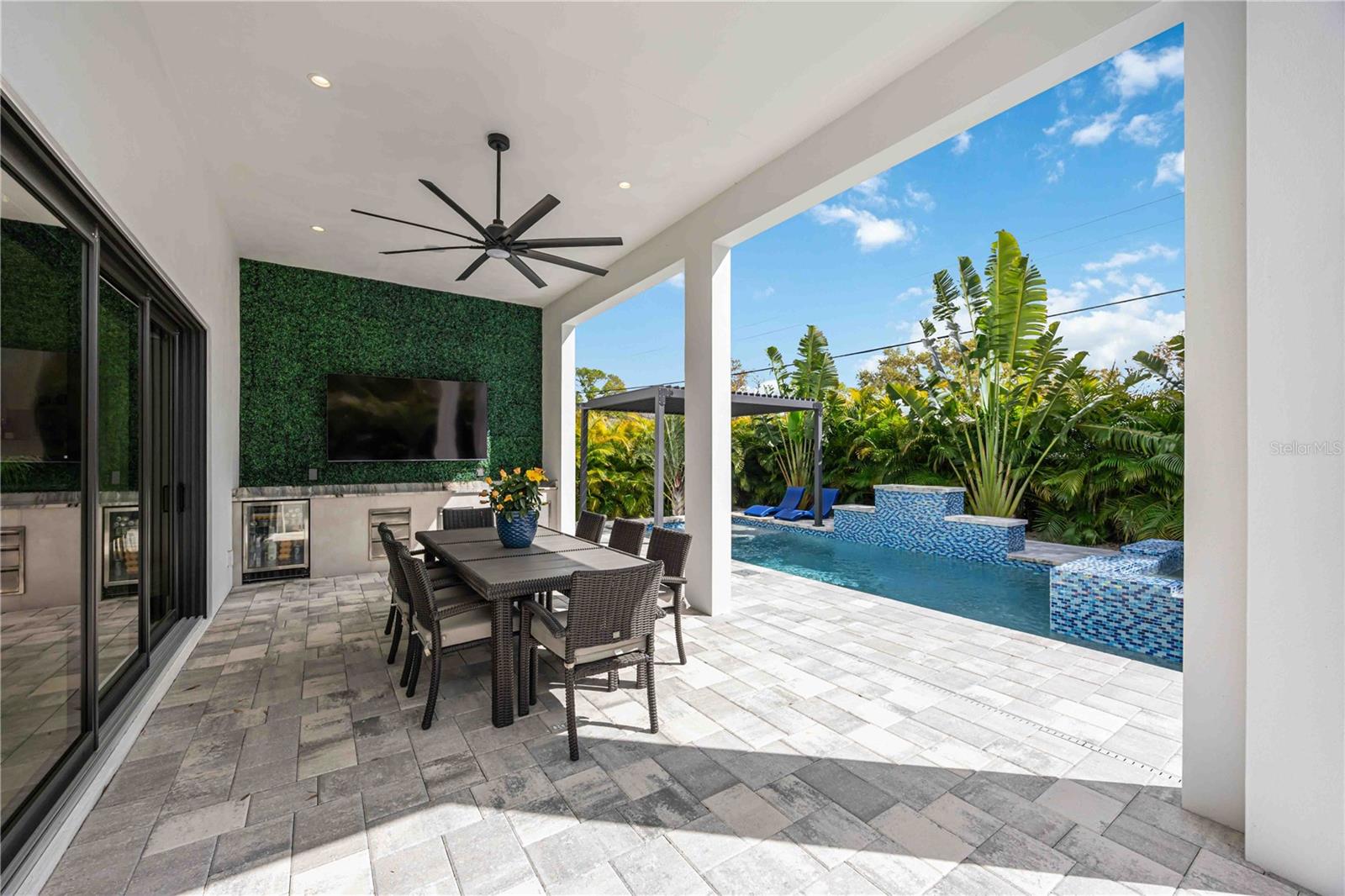 Image 24 of 33 For 2314 Prospect Street