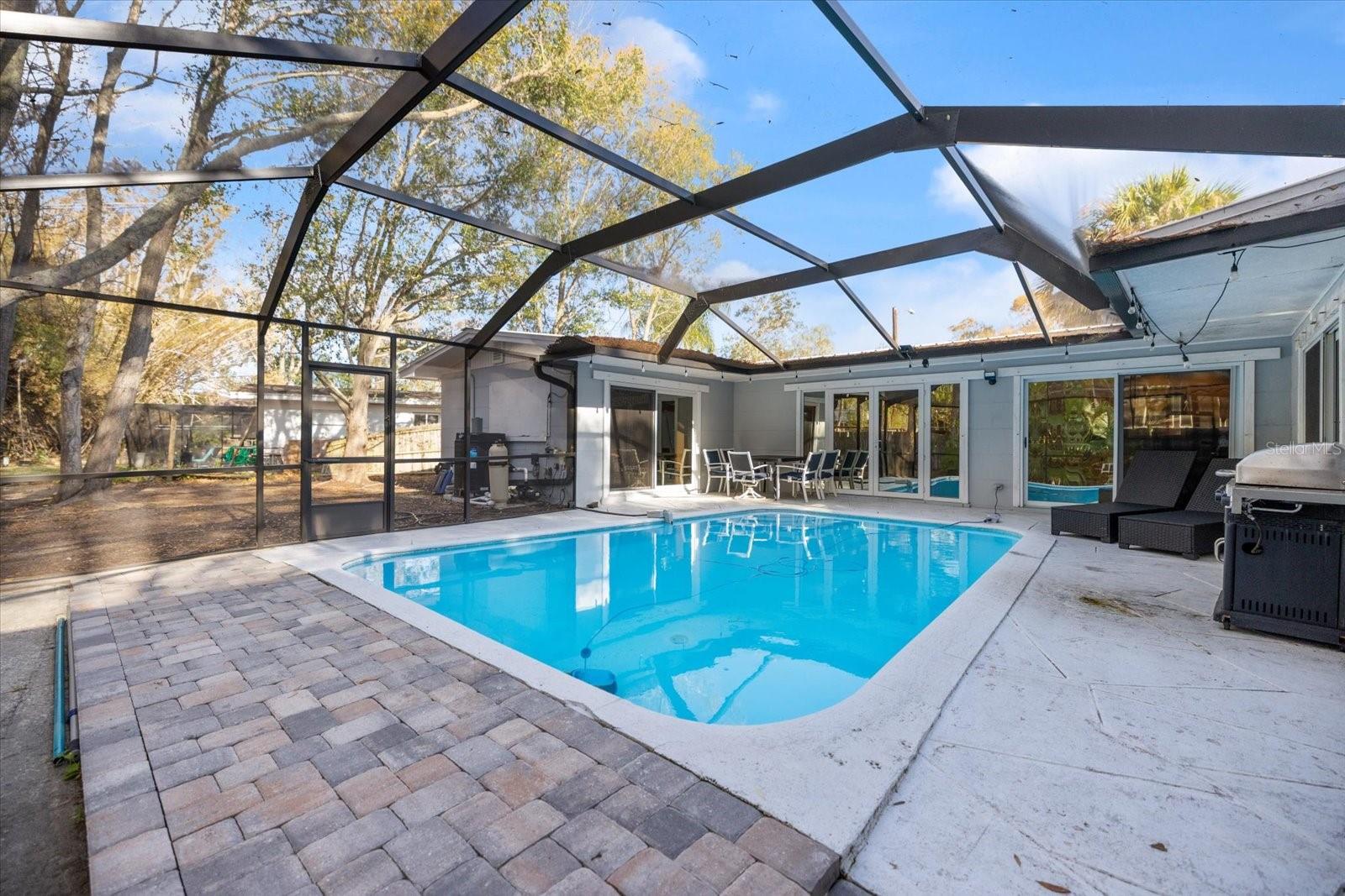 Image 22 of 40 For 432 Country Club Drive