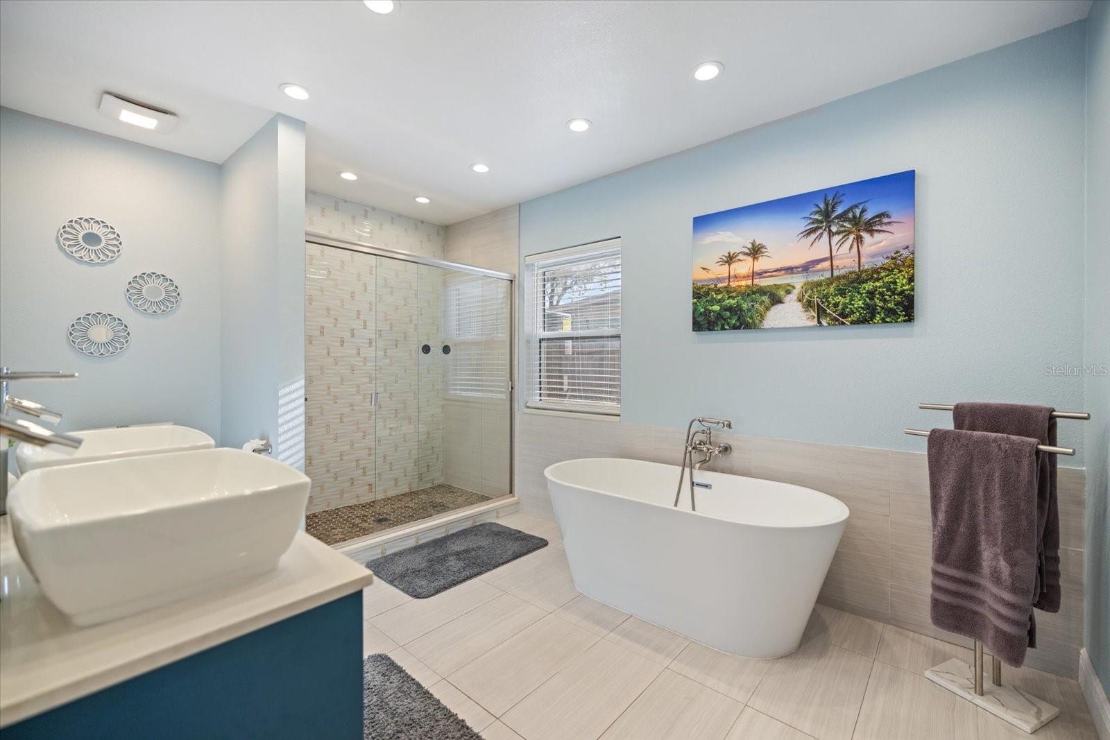 Image 30 of 40 For 432 Country Club Drive