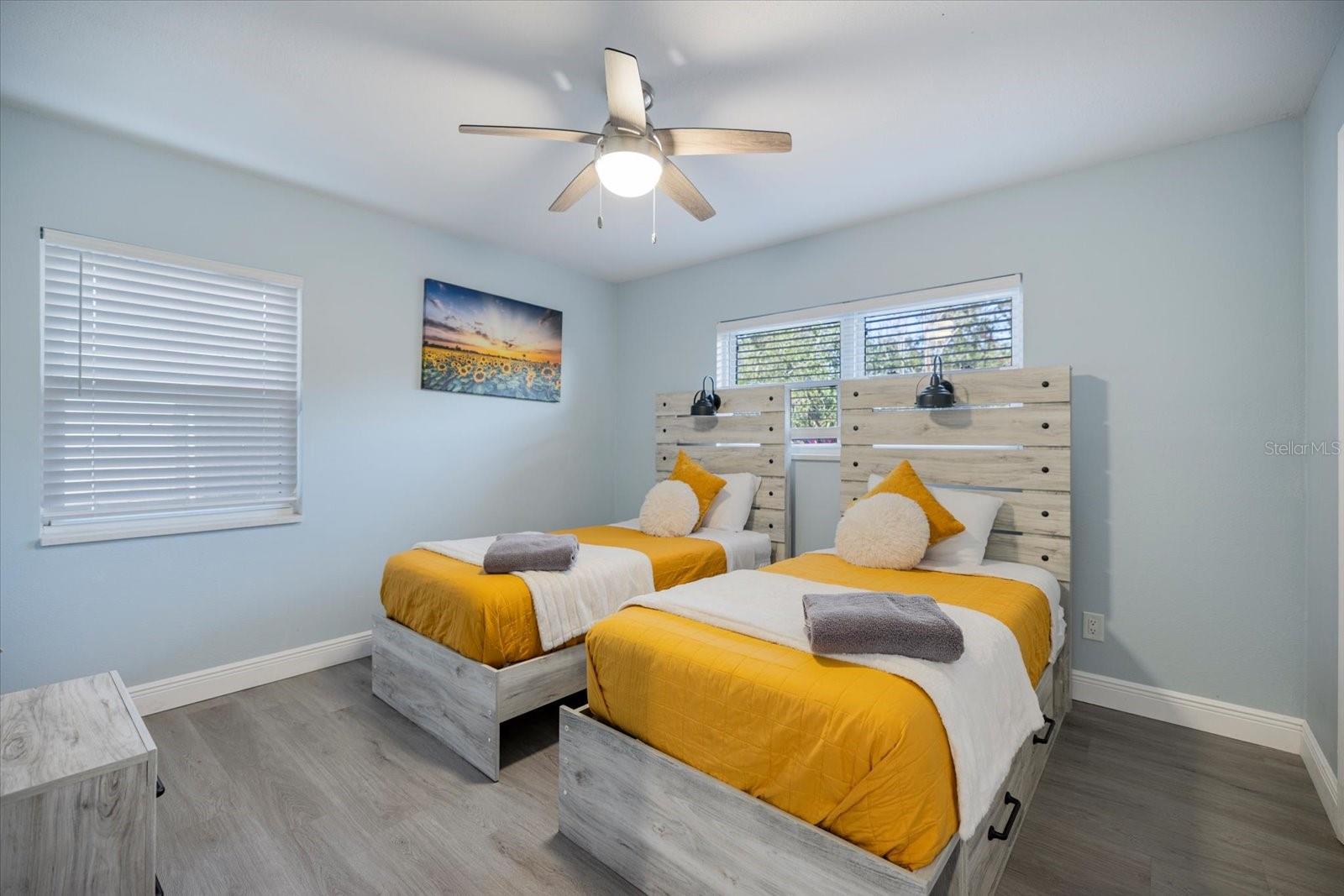 Image 31 of 40 For 432 Country Club Drive