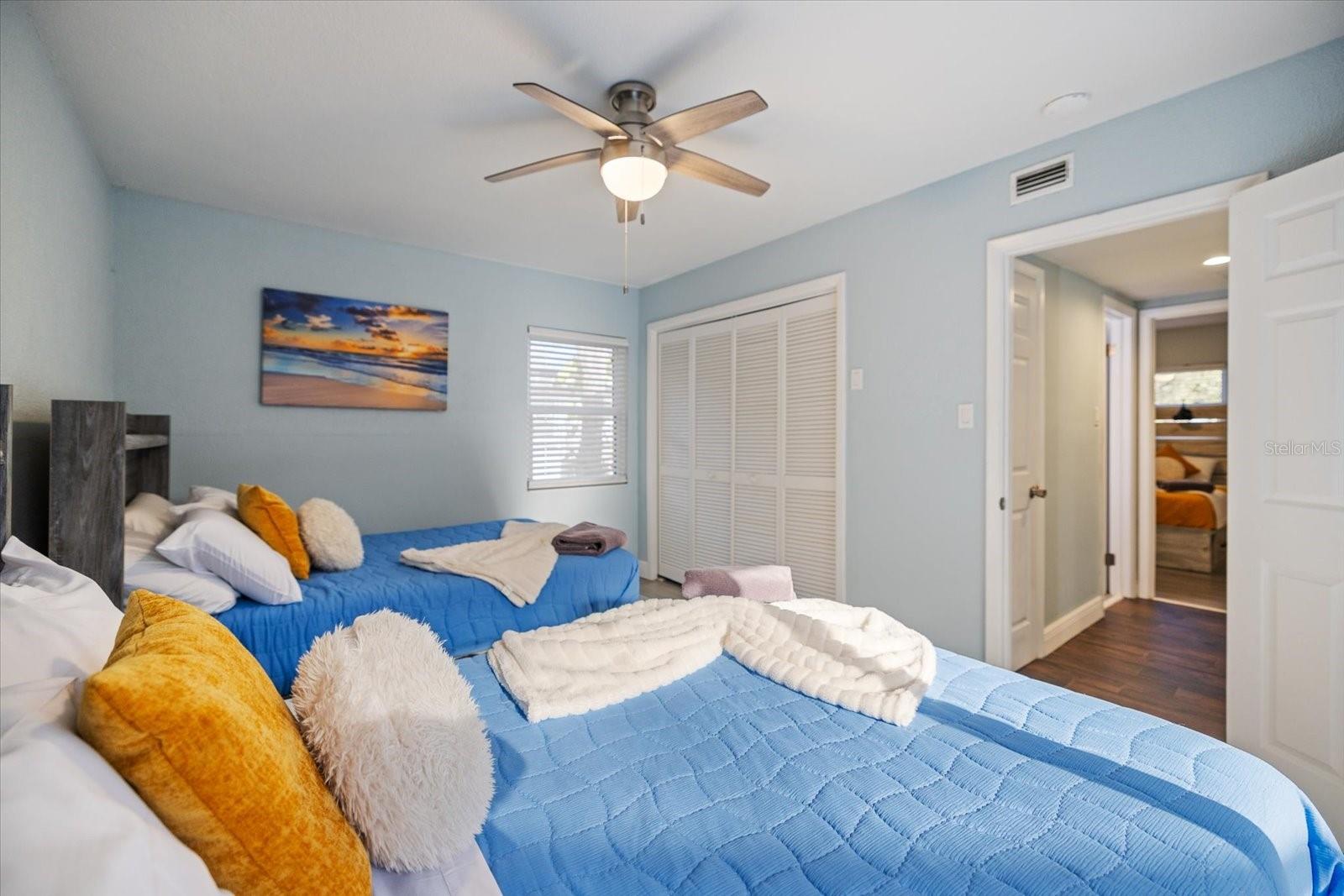 Image 35 of 40 For 432 Country Club Drive