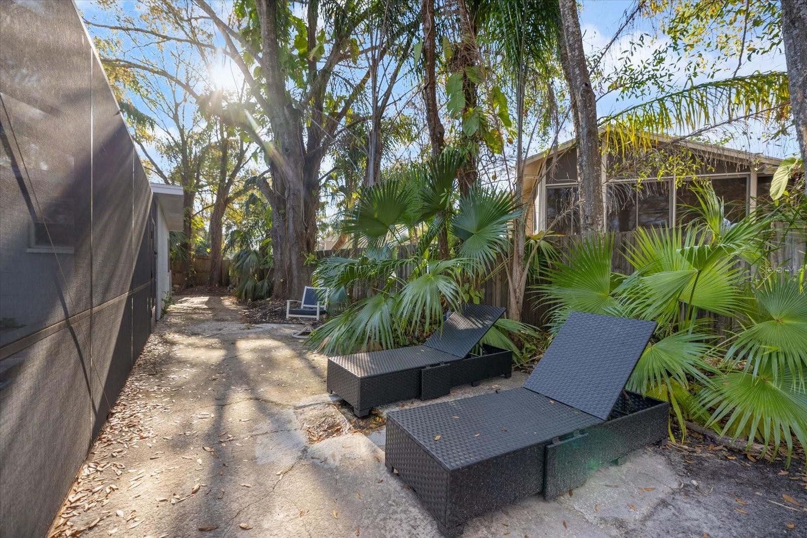 Image 37 of 40 For 432 Country Club Drive