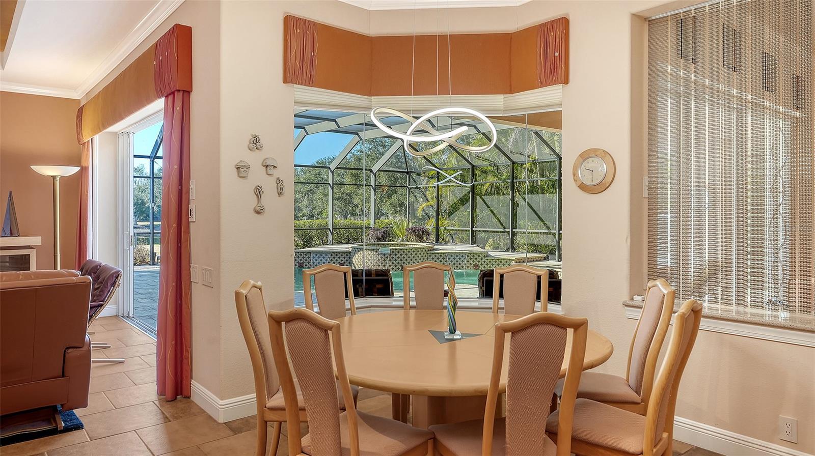 Image 18 of 52 For 7522 Conservation Court