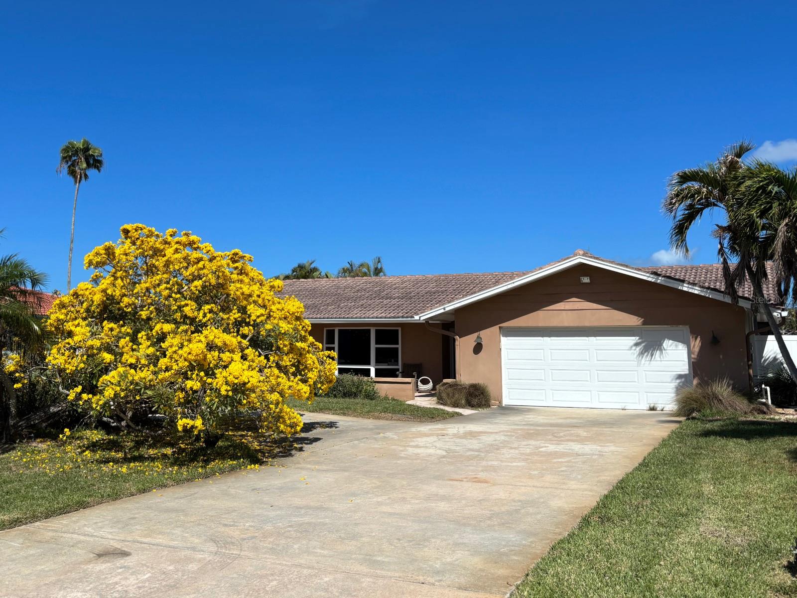 Image 2 of 3 For 741 Old Compass Road