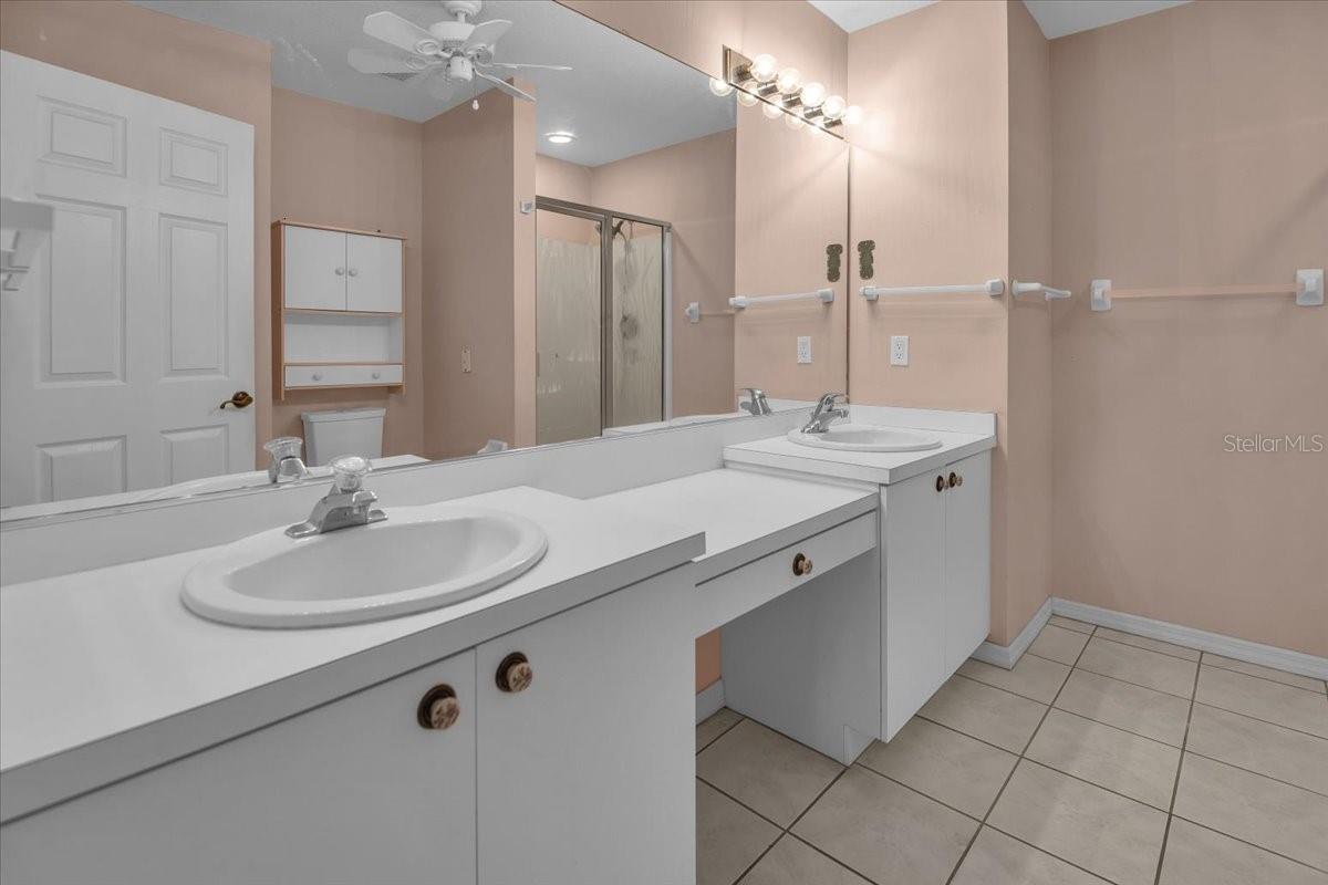 Image 13 of 23 For 3108 Live Oak Lane 21