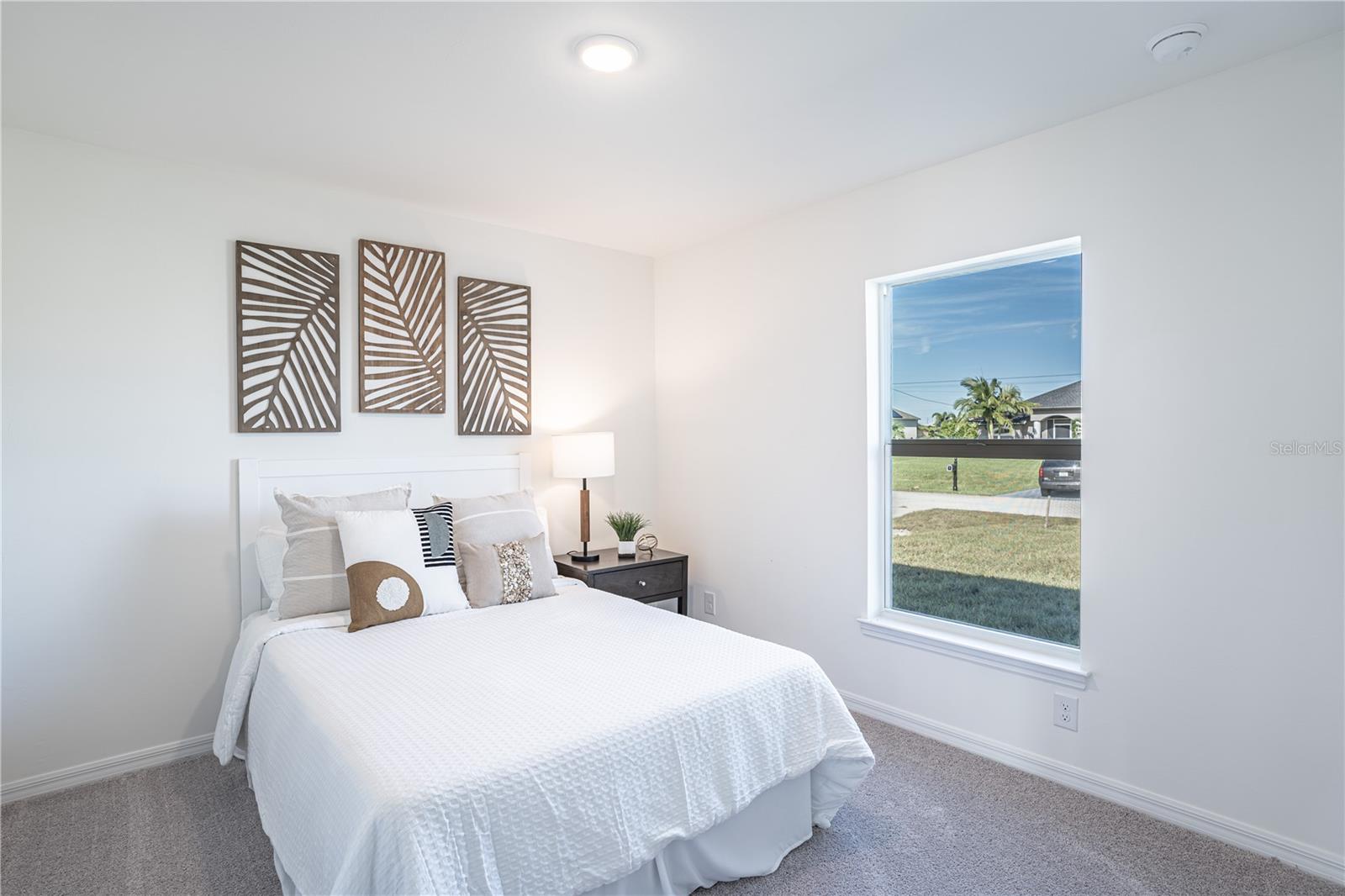 Image 5 of 9 For 23201 Glory Avenue