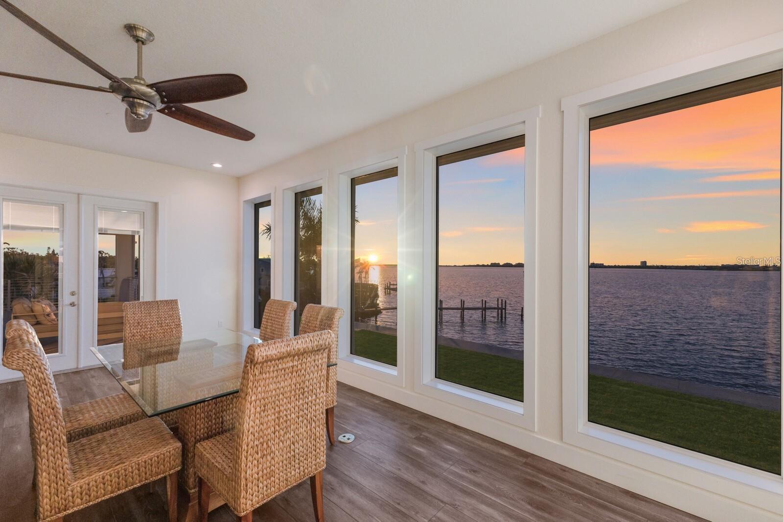 Image 12 of 76 For 208 22nd Street Court Ne