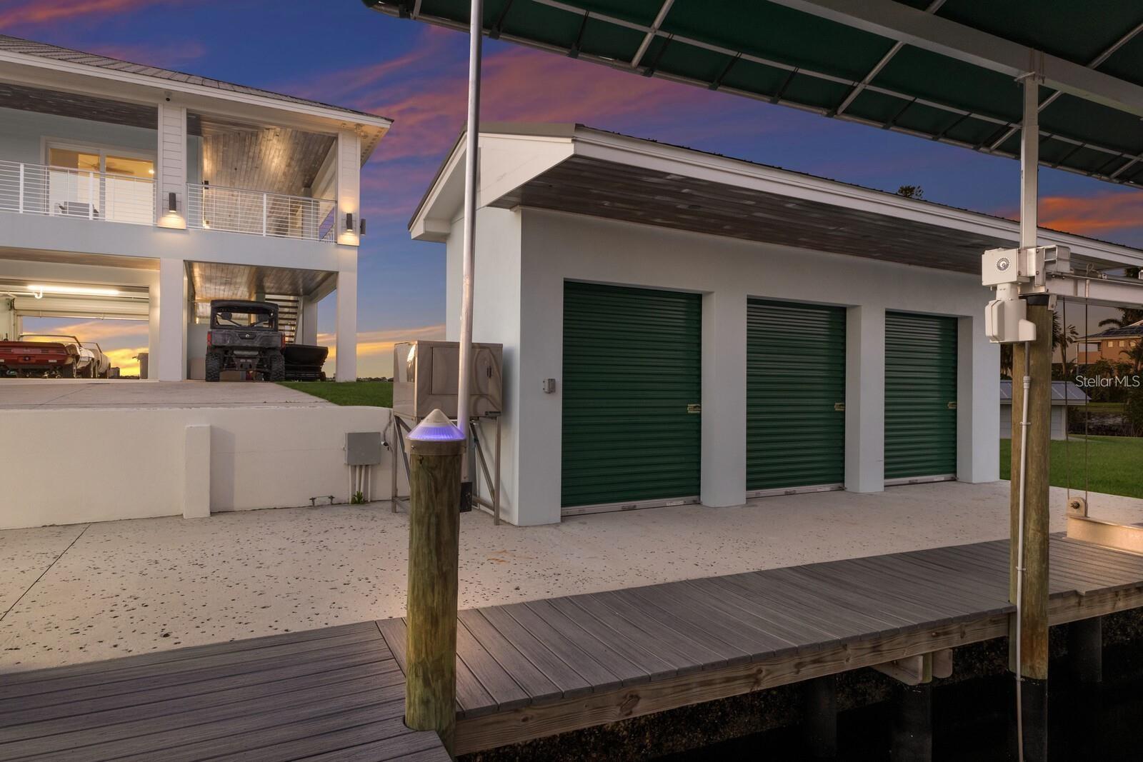 Image 67 of 76 For 208 22nd Street Court Ne