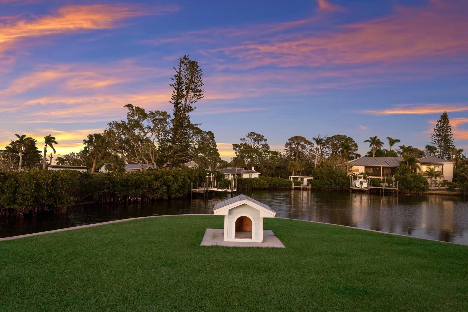 Image 68 of 76 For 208 22nd Street Court Ne