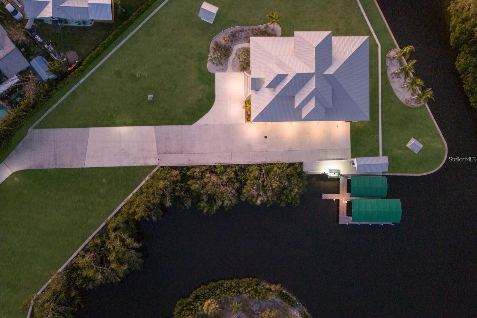 Image 73 of 76 For 208 22nd Street Court Ne