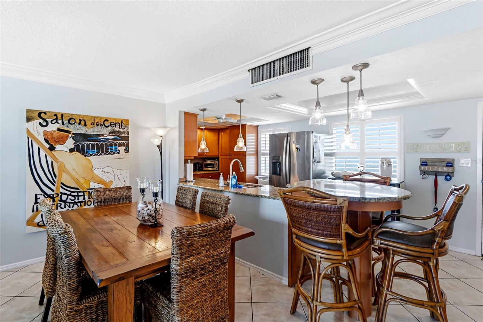 Image 13 of 49 For 6300 Midnight Pass Road 708