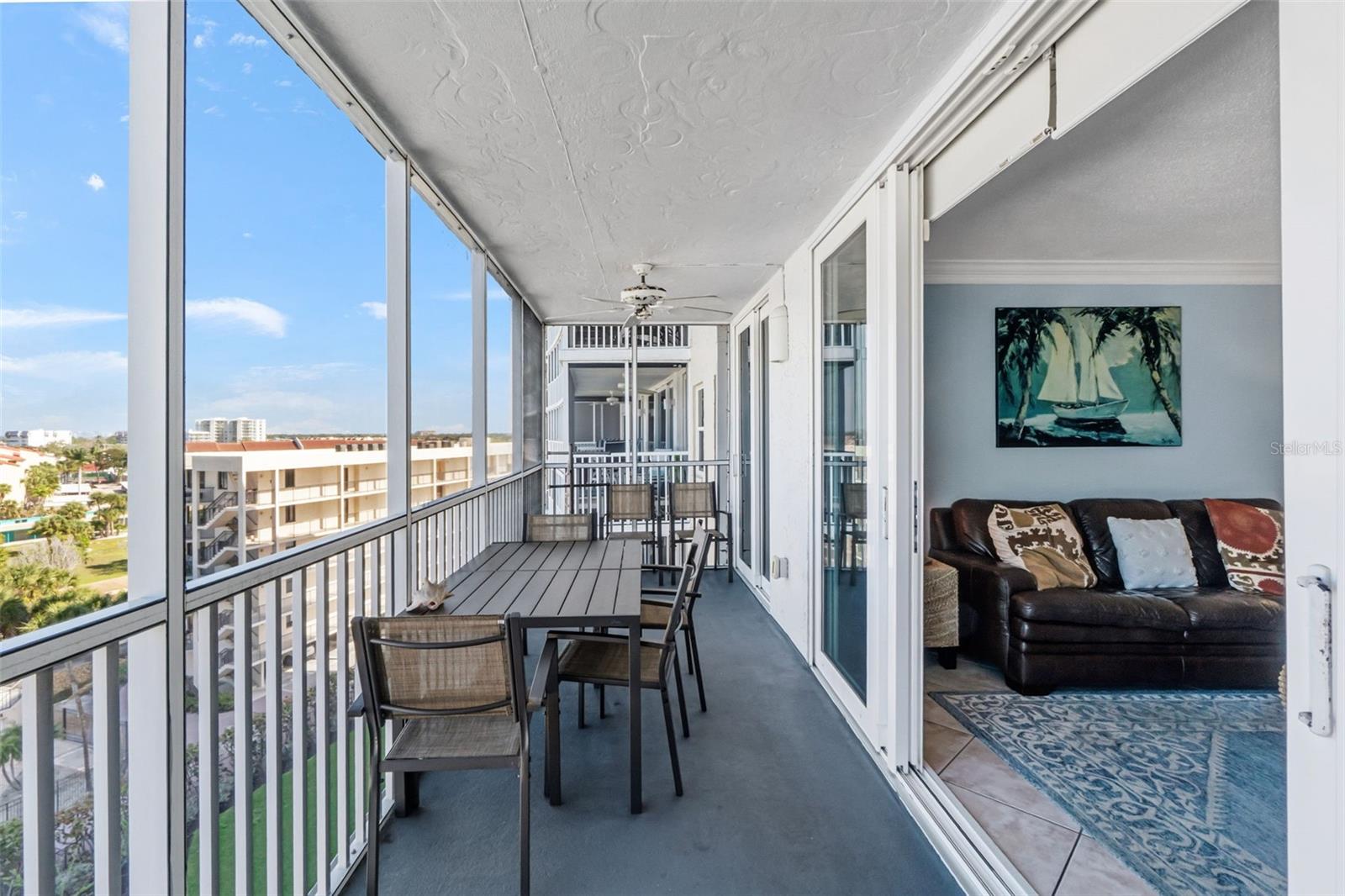 Image 25 of 49 For 6300 Midnight Pass Road 708