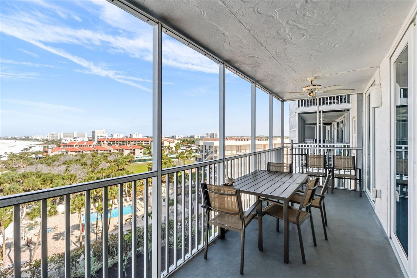 Image 26 of 49 For 6300 Midnight Pass Road 708