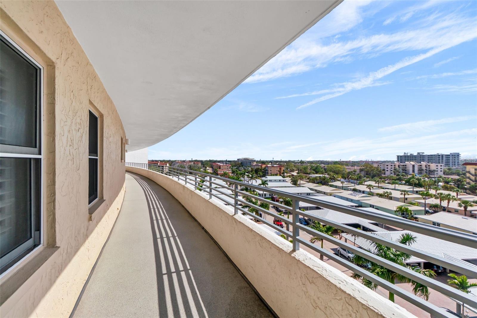 Image 40 of 49 For 6300 Midnight Pass Road 708