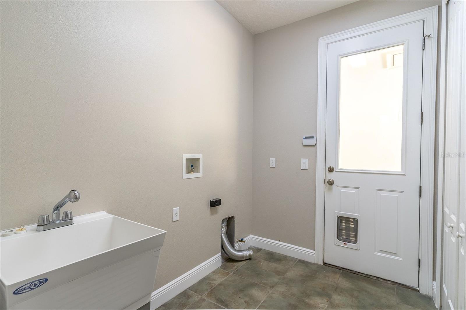 Image 31 of 43 For 16846 Florence View Drive