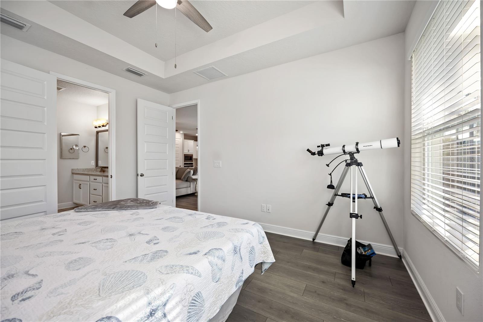 Image 23 of 65 For 3926 Sunshine Pine Avenue