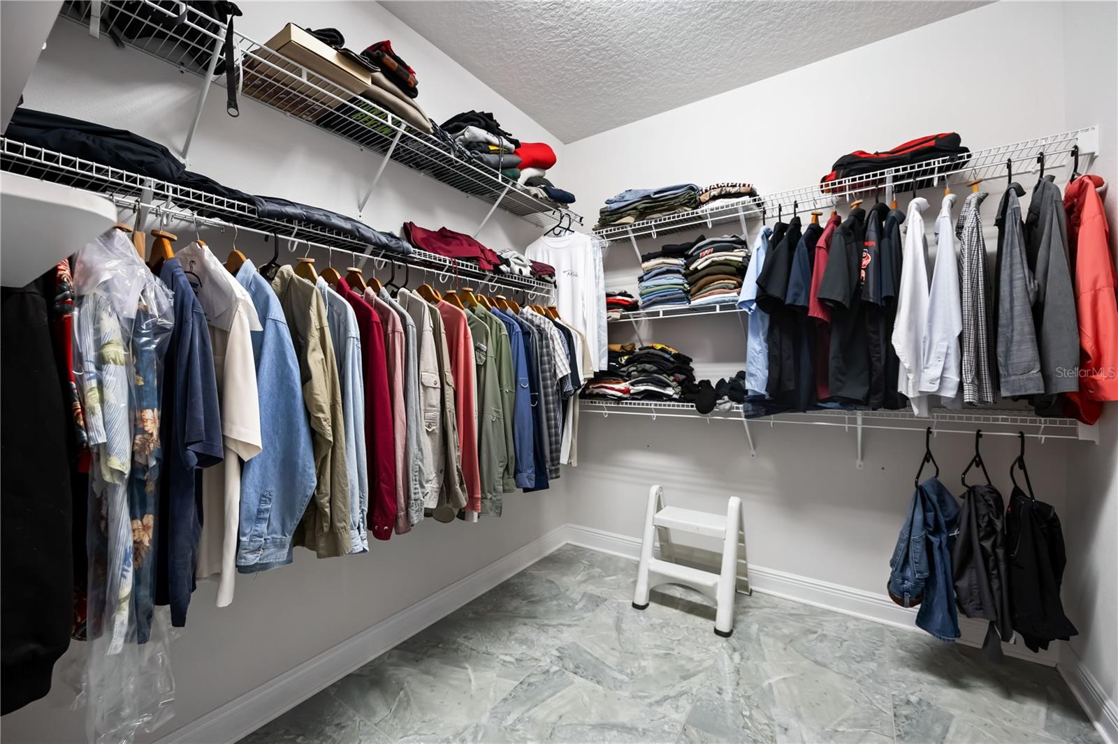 Image 29 of 65 For 3926 Sunshine Pine Avenue