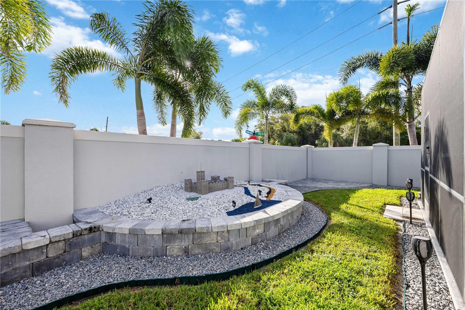 Image 41 of 65 For 3926 Sunshine Pine Avenue