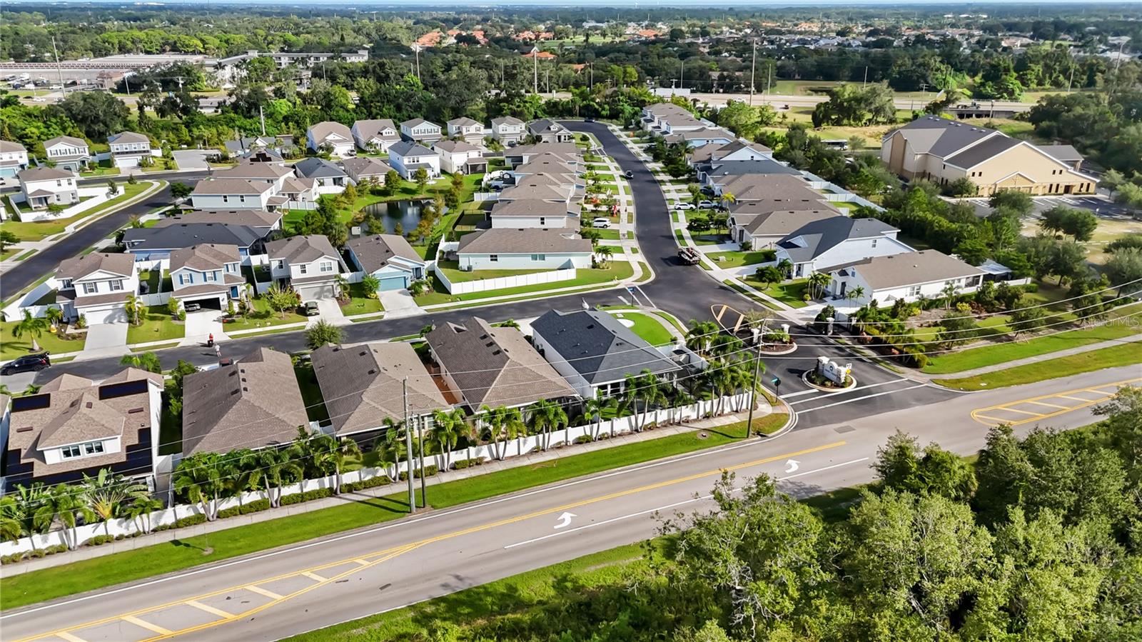 Image 57 of 65 For 3926 Sunshine Pine Avenue