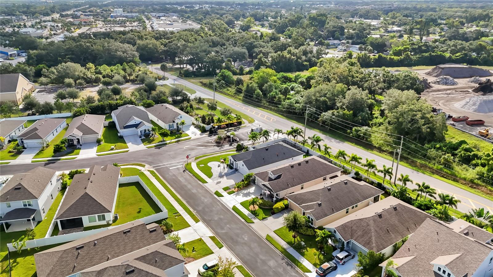 Image 58 of 65 For 3926 Sunshine Pine Avenue