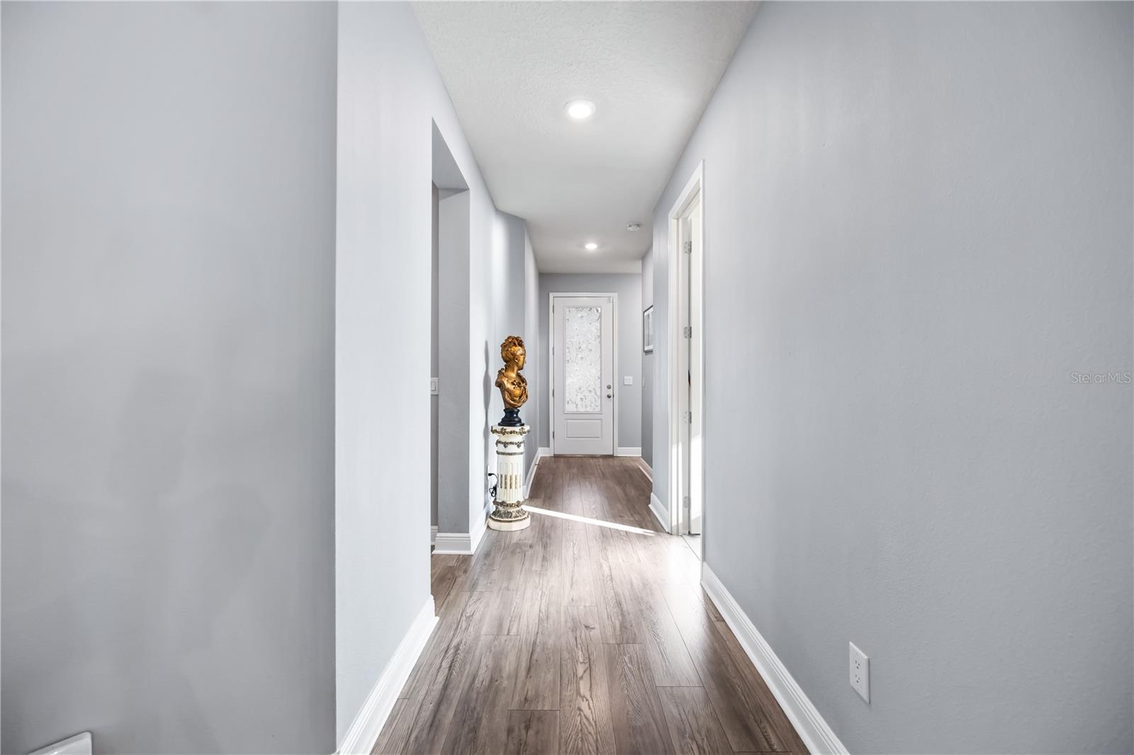 Image 6 of 65 For 3926 Sunshine Pine Avenue