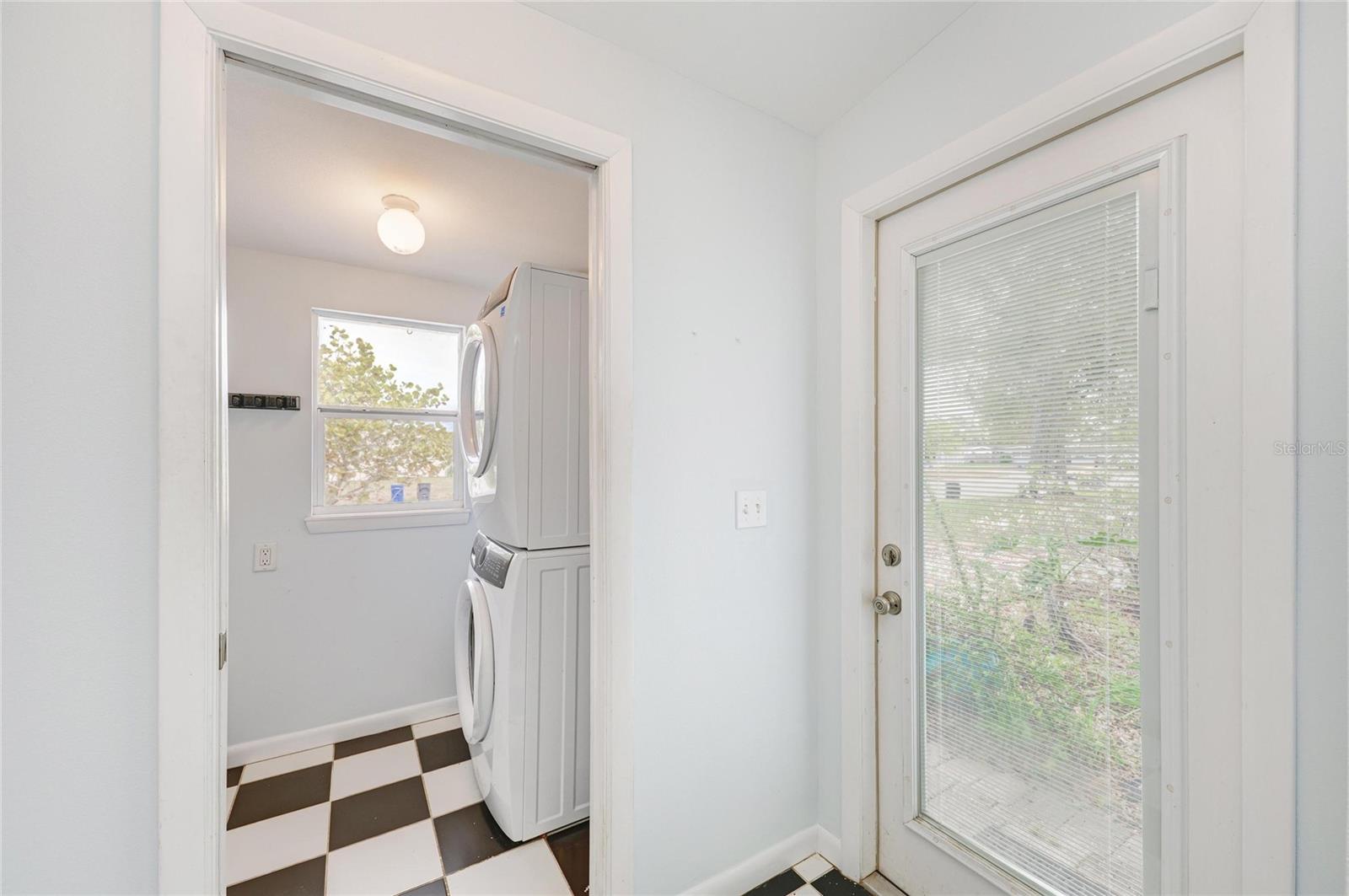 Image 22 of 76 For 6311 2nd Avenue W