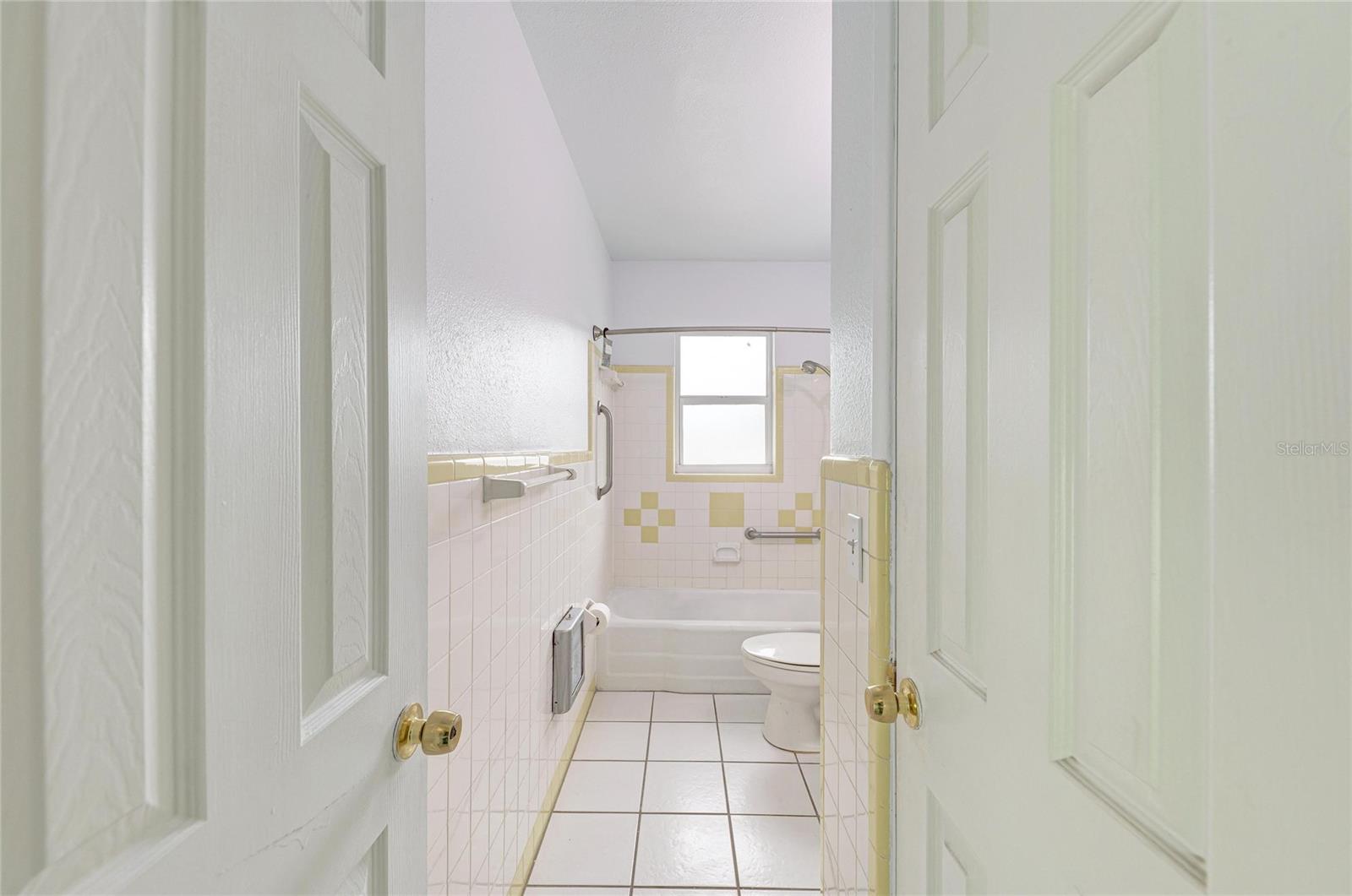 Image 36 of 76 For 6311 2nd Avenue W