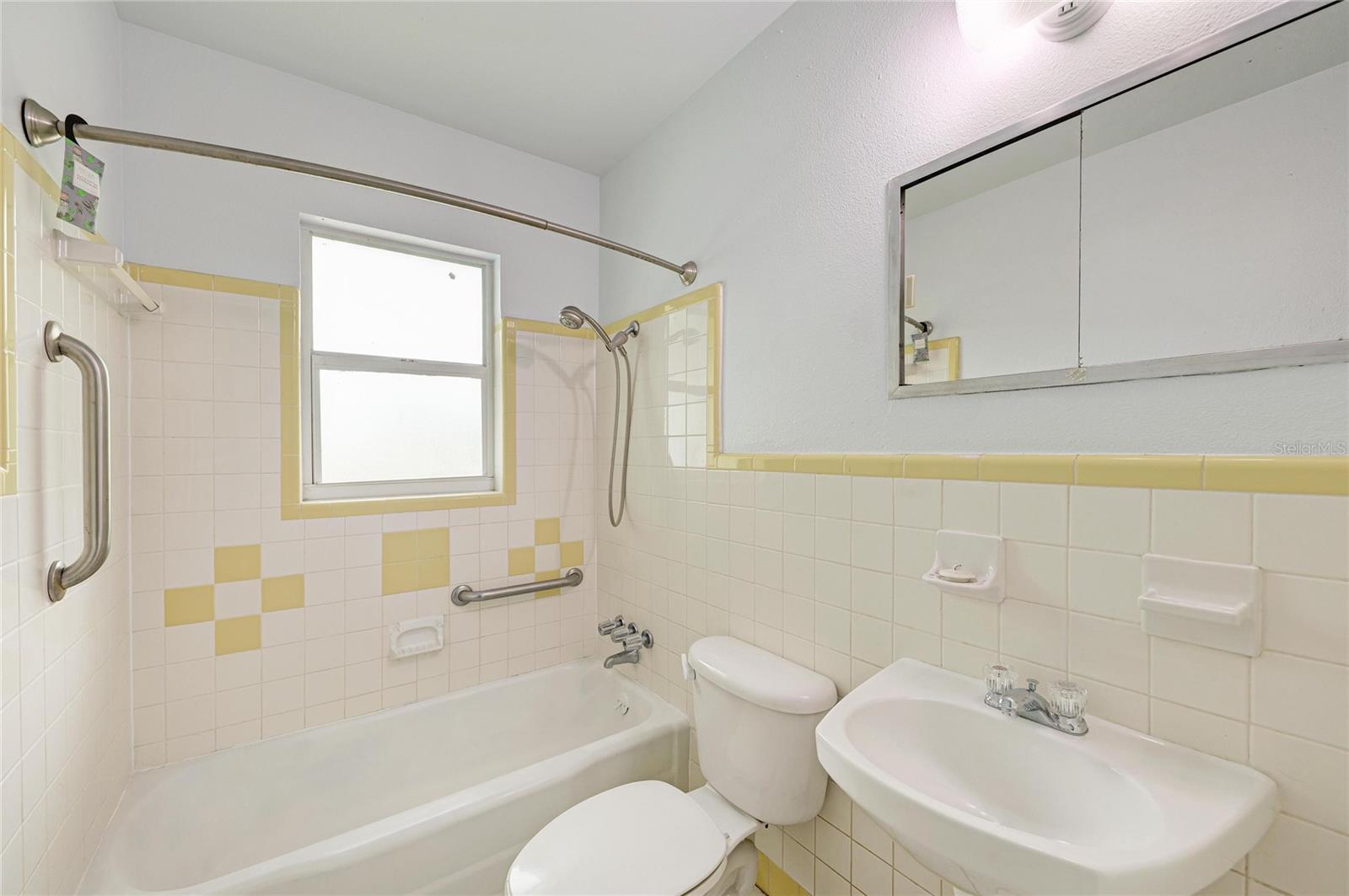 Image 37 of 76 For 6311 2nd Avenue W