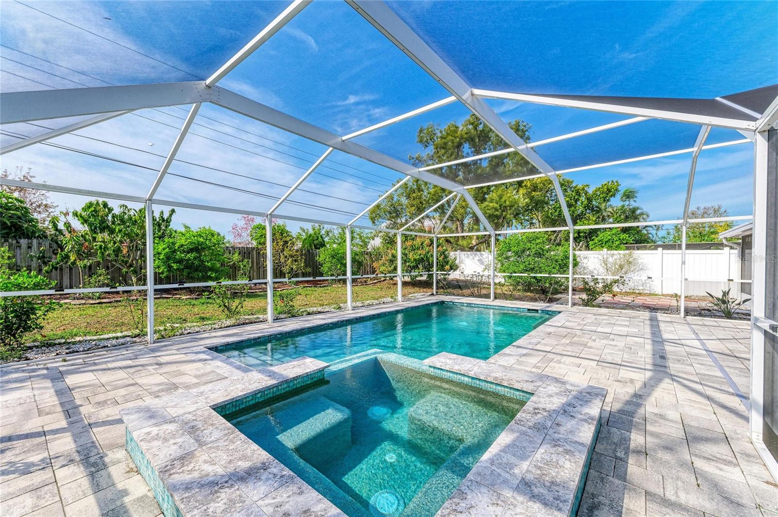 Image 52 of 76 For 6311 2nd Avenue W