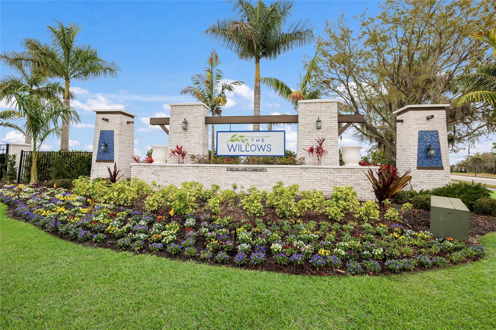 Image 2 of 52 For 4238 Sea Marsh Place