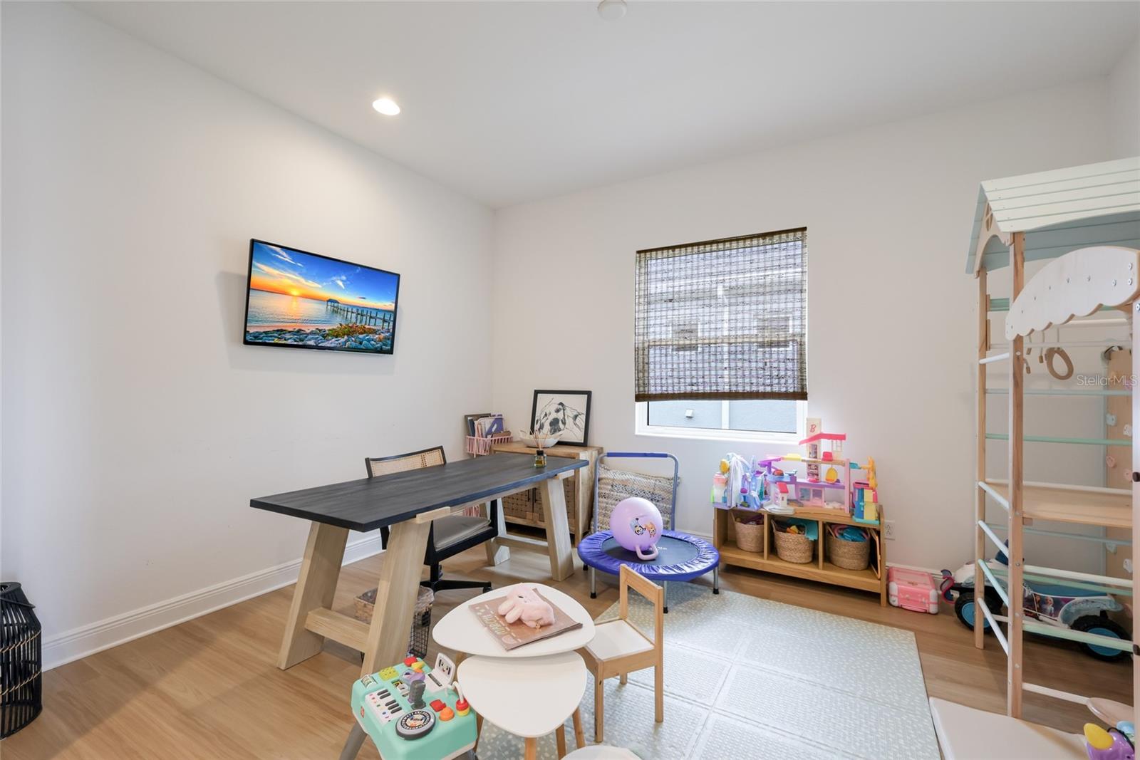 Image 9 of 52 For 4238 Sea Marsh Place