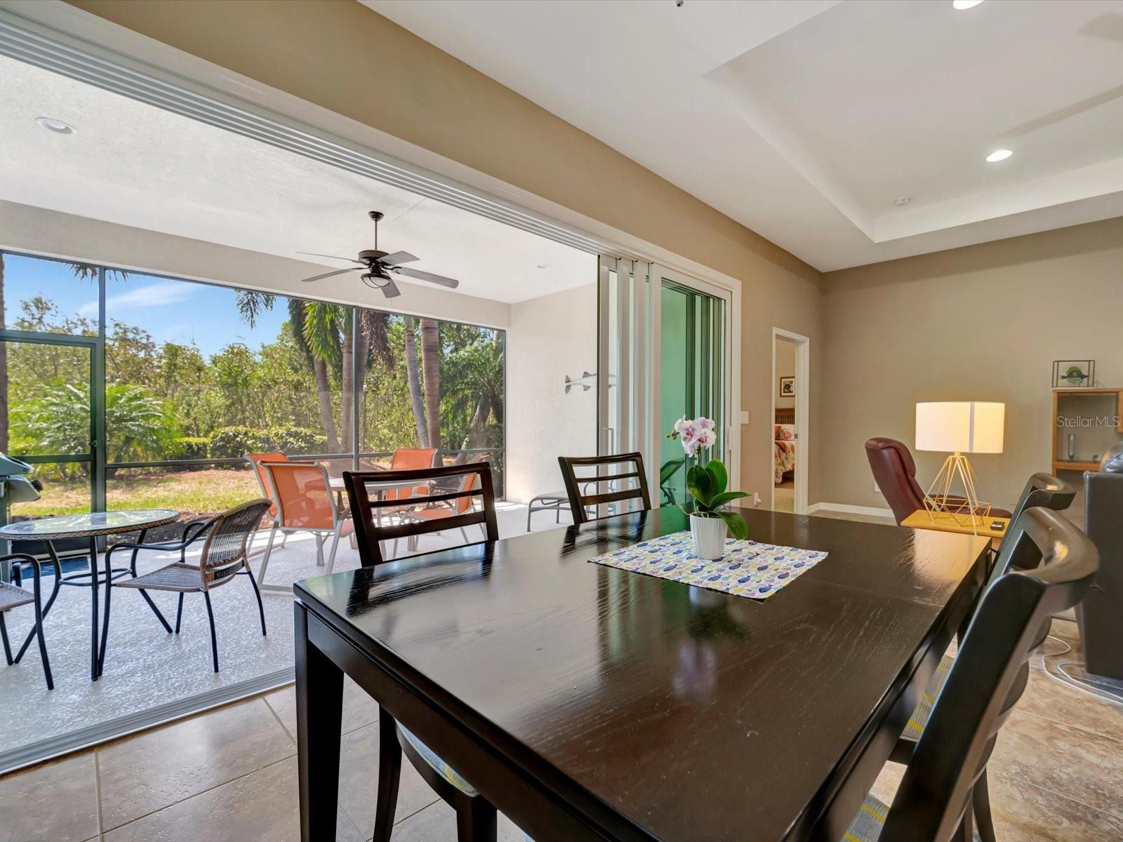 Image 21 of 51 For 5009 Lake Overlook Avenue