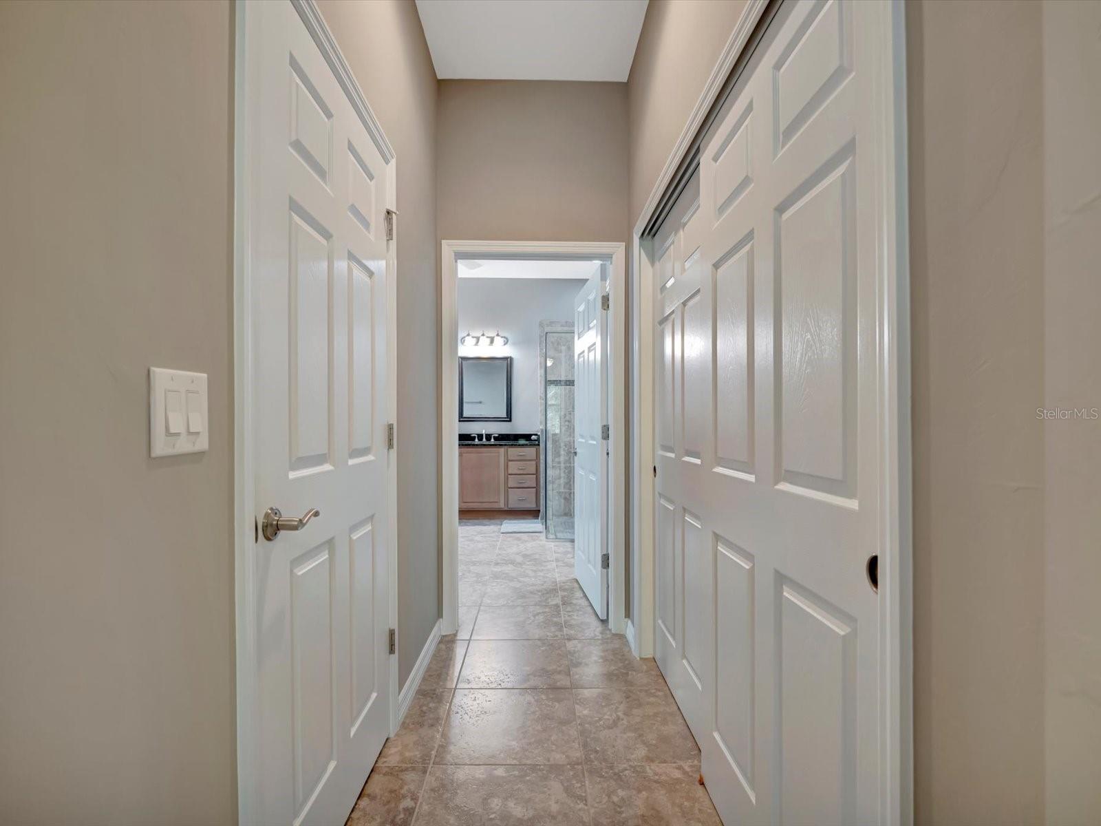 Image 25 of 51 For 5009 Lake Overlook Avenue