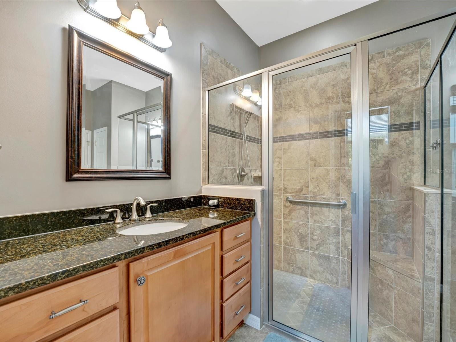 Image 29 of 51 For 5009 Lake Overlook Avenue