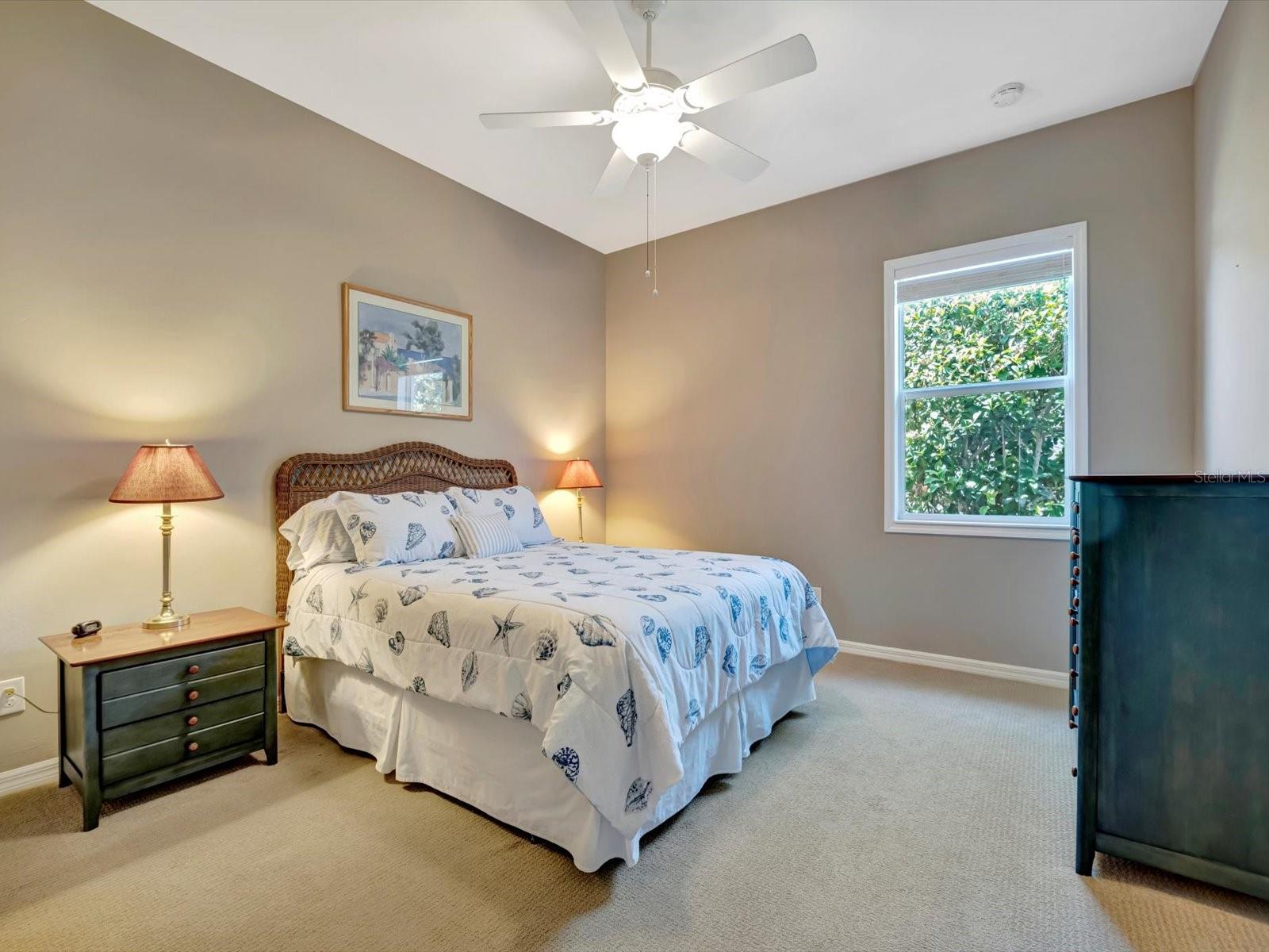 Image 30 of 51 For 5009 Lake Overlook Avenue