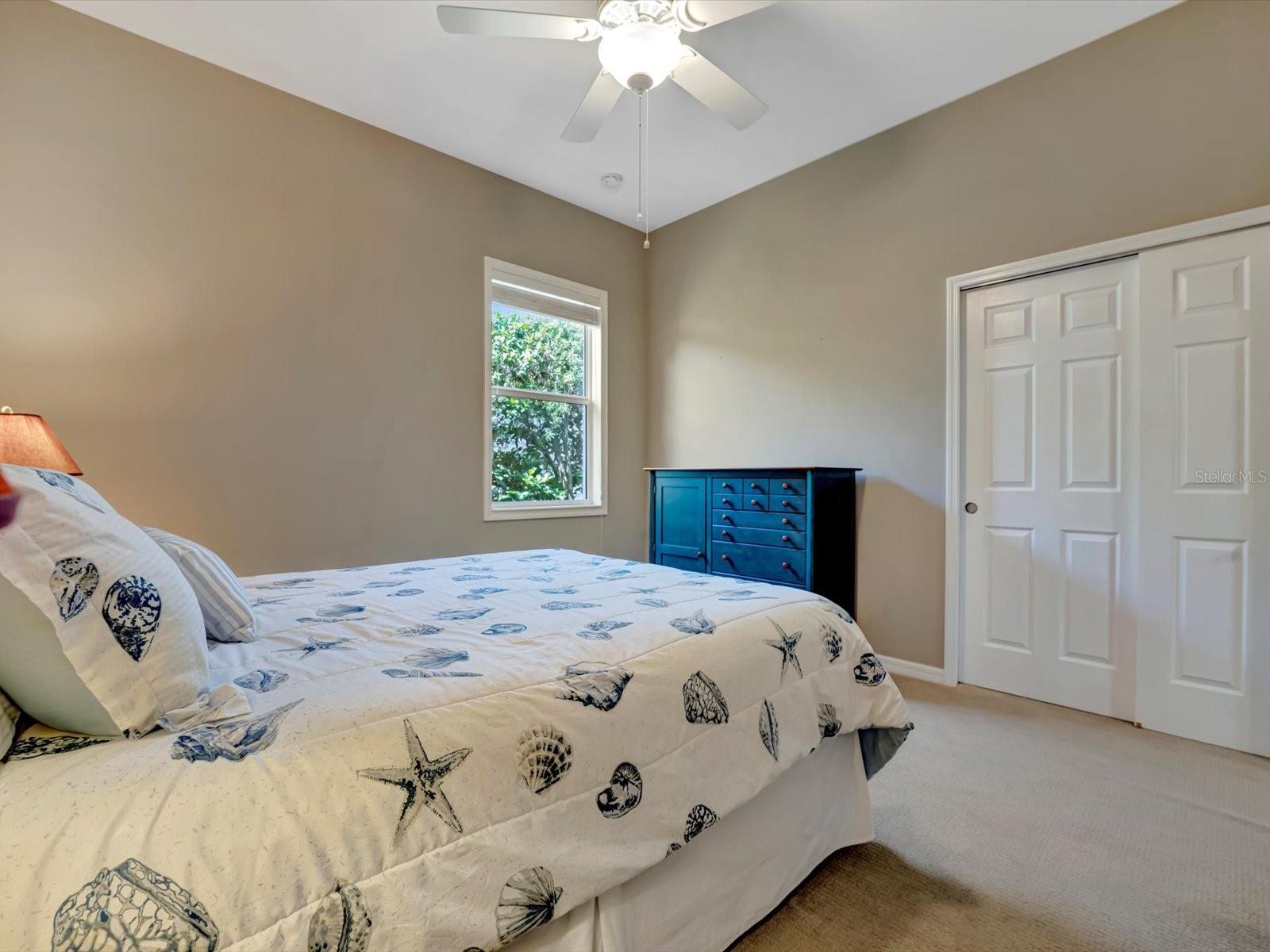 Image 31 of 51 For 5009 Lake Overlook Avenue