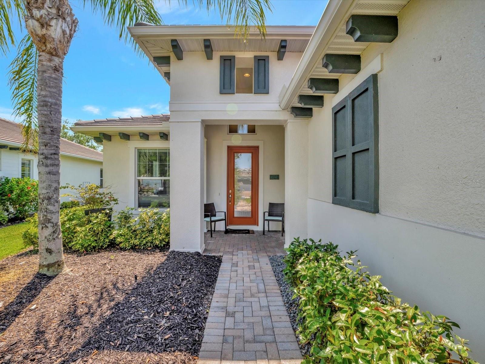 Image 4 of 51 For 5009 Lake Overlook Avenue