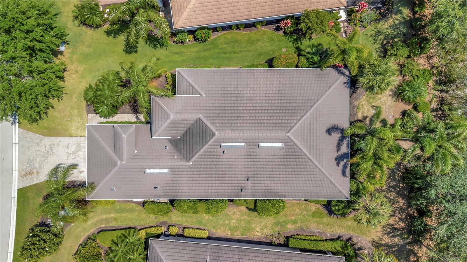 Image 43 of 51 For 5009 Lake Overlook Avenue