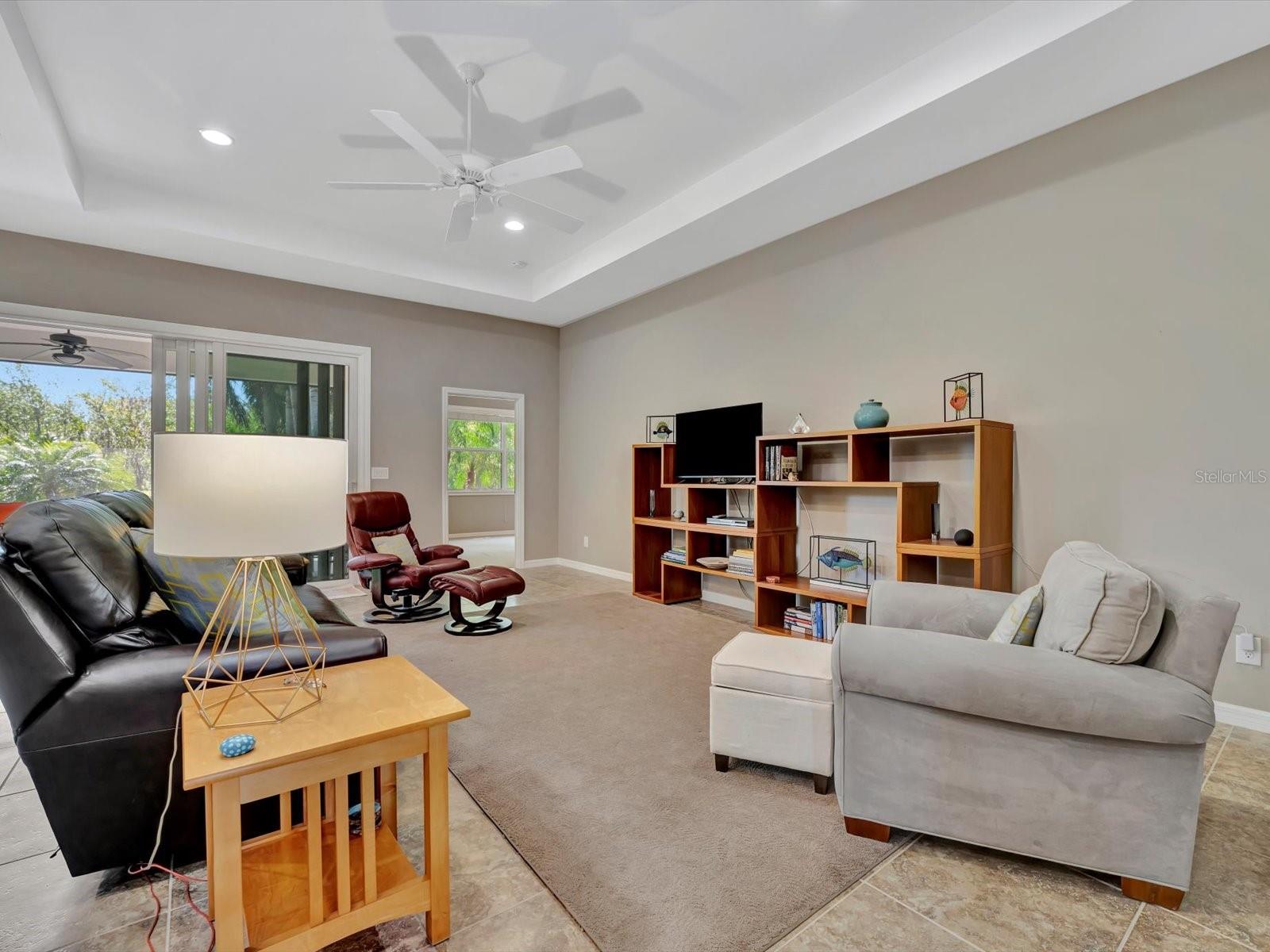 Image 8 of 51 For 5009 Lake Overlook Avenue