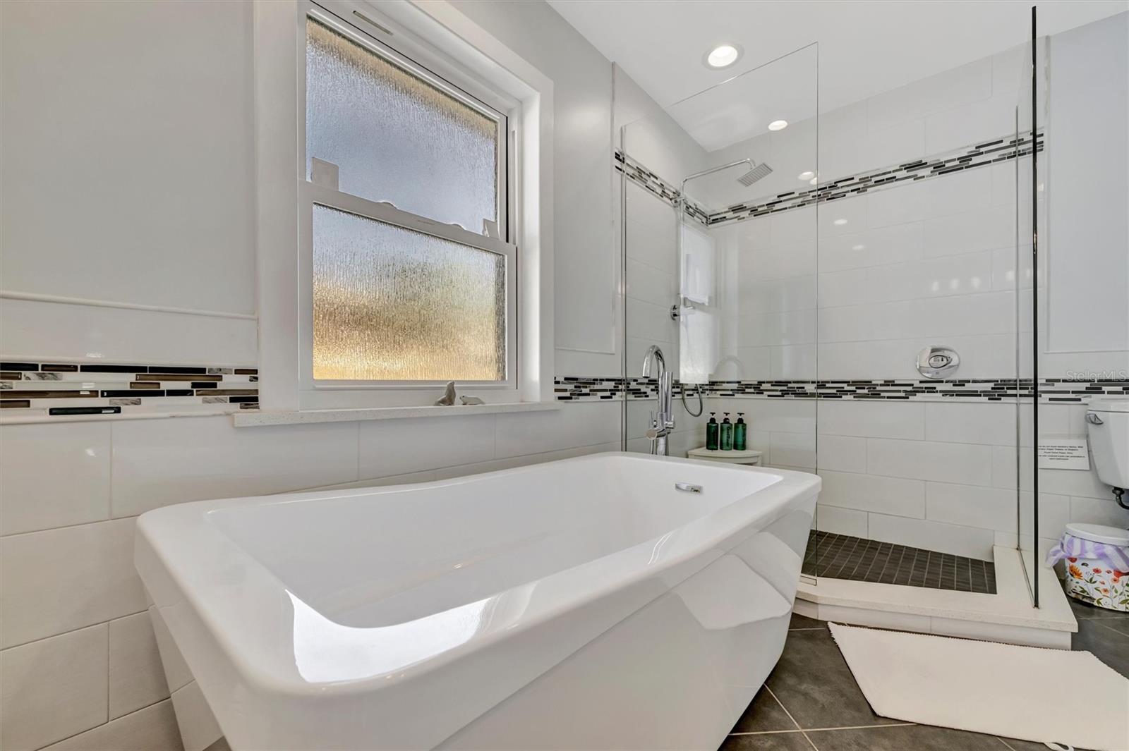 Image 47 of 83 For 5403 Palmetto Point Drive