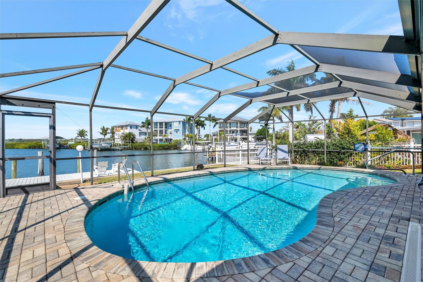 Image 7 of 83 For 5403 Palmetto Point Drive