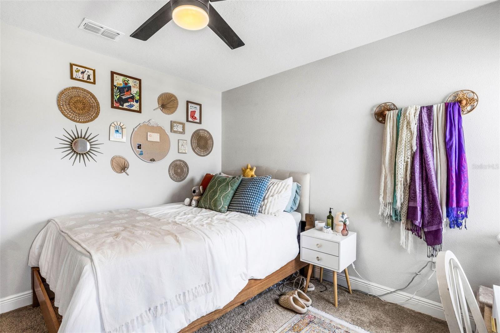 Image 22 of 74 For 19298 Blue Pond Drive